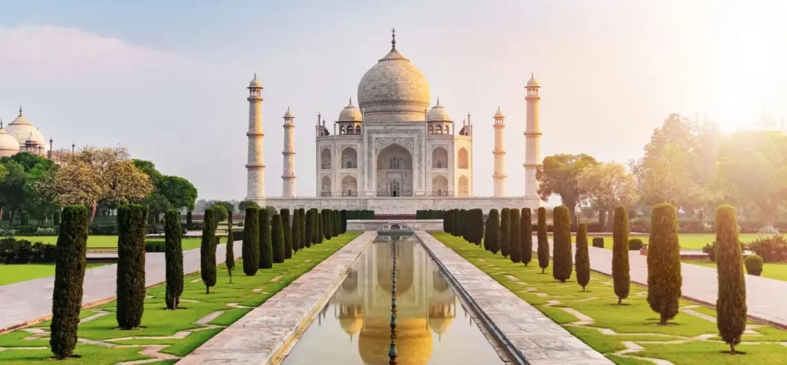 Same Day Taj Mahal Tour From Delhi