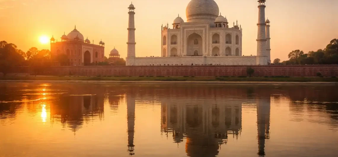 Taj Mahal sunrise vs sunset